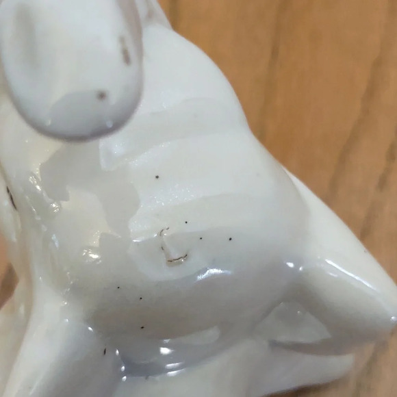 Vintage White Porcelain Elephants Made in Brazil Set of 3 - Picture 5 of 12